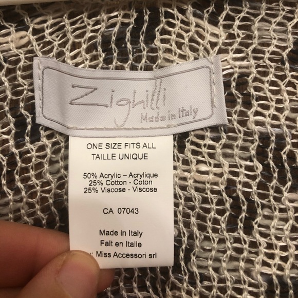 Poncho scarf made in Italy new condition - Picture 2 of 5